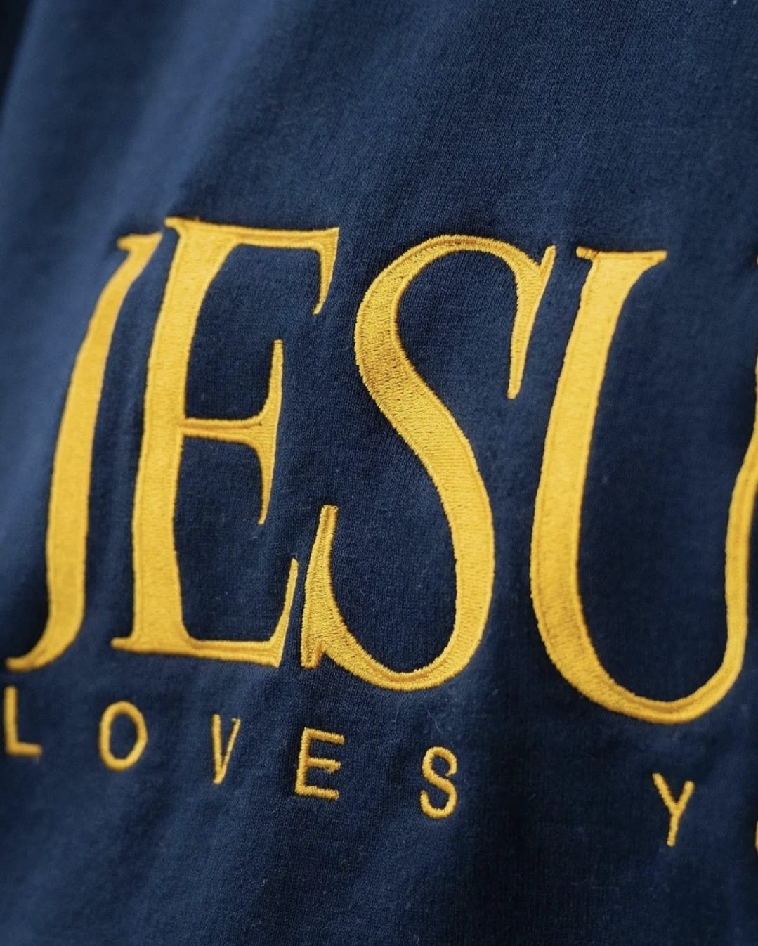 Vintage Embroidered Crewneck Unisex Sweatshirt - Navy Blue