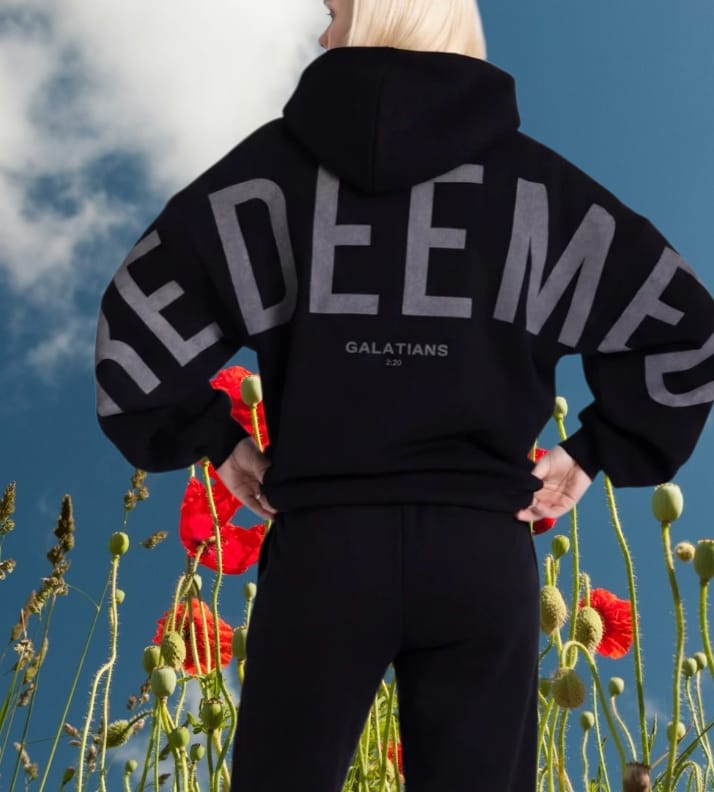 🔥 God’s Love Overcomes Hoodie – Black | Viral Faith-Based Streetwear